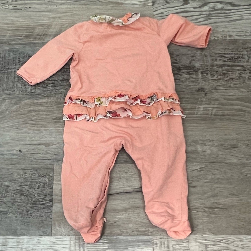 NWOT Nanette Lepore Footed Sleeper Peach With Floral Ruffles Size 3-6 Months - Picture 2 of 3